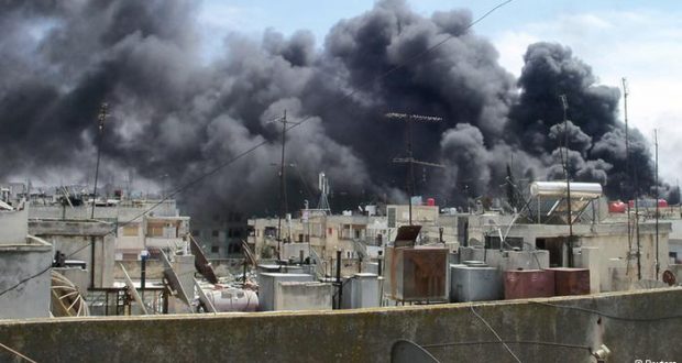 المرصد السوري : طائرات سورية وروسية تستهدف 11 حيا بمدينة حلب