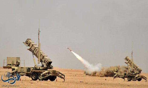 دفاعات التحالف تعترض صاروخين أطلقهما الحوثيون بإتجاه المخا