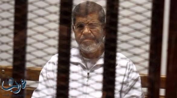 إعادة محاكمة مرسي و25 آخرين في "اقتحام السجون"