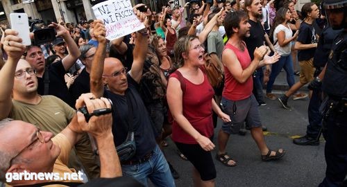 مظاهرات حاشدة في بلاد "ديسباسيتو"