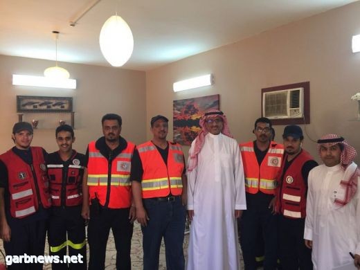 القاسم يتفقد مراكز الهلال الأحمر ويلتقي منسوبيها بالطائف