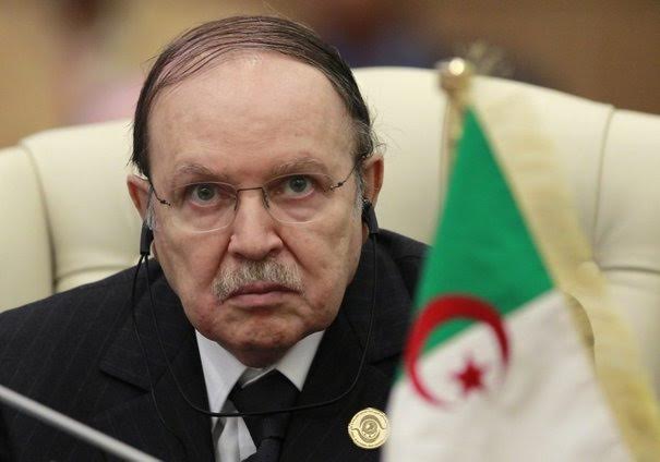 أنباء وفاة الرئيس الجزائري بوتفليقه بعد صراع طويل مع المرض