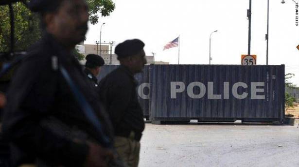 السلطات الباكستانية تعتقل أمريكيًا مدرج على القائمة السوداء