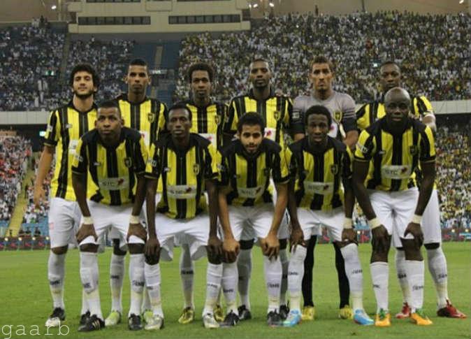 حكم هولندي يقود ديربي جدة بين الاتحاد والاهلي غدا