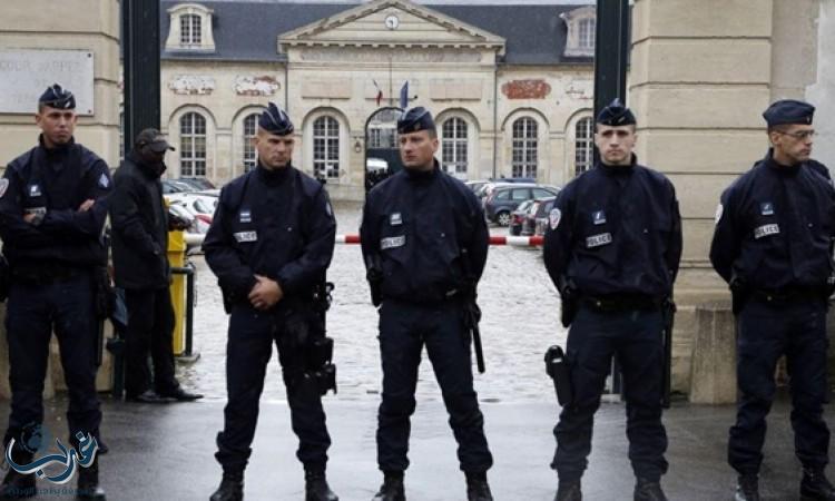 القبض على صبي عمره 15 عاما في باريس للاشتباه بإعداده "لعمل عنيف"