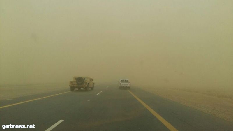 وزارة النقل تحذّر قائدي المركبات في جازان من العواصف الرملية