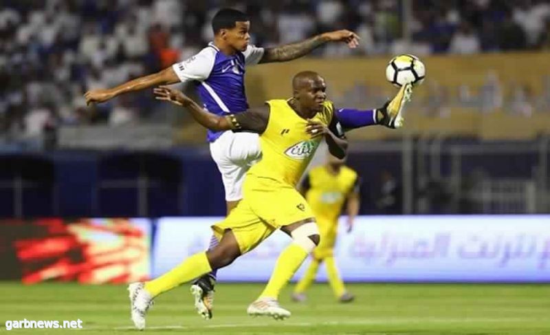 الهلال يضرب أحد بالأربعة