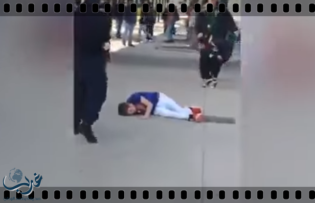 فيديو.. الشرطة الأمريكية تطلق النار على طالب هدد زملاءه بسكين