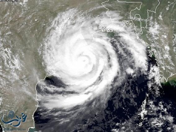 الهند تغلق المدارس وتعلن الطوارئ مع اقتراب إعصار مدمر قادم من الجنوب