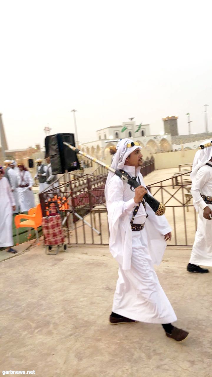 فن "الحدايا والتعشير " يجذب زوار جنادرية٣٢ والذي تقدمه قبيلة المساعيد من هذيل