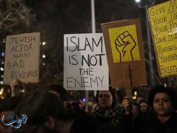 دعما للمسلمين.. مسيرة حاشدة مناهضة لترامب بنيويورك