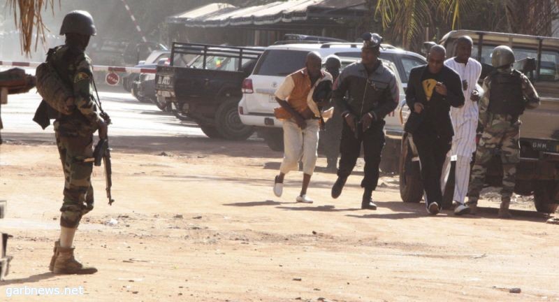مقتل شخصين في هجوم مسلح على فندق في مالي