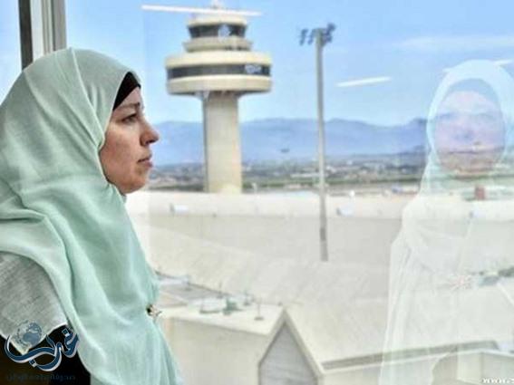 القضاء الإسباني ينتصر لموظفة مسلمة داخل شركة طيران
