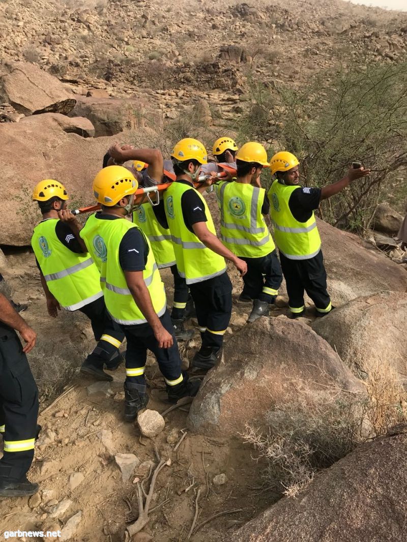 نجح رجال الدفاع المدني في العثور على ثلاثة أشخاص من مفقودي جبل عياس بقلوة