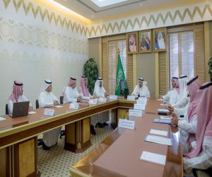 الأمير فيصل بن مشعل يرأس اجتماع مشروع نادي الطيران السعودي بالقصيم