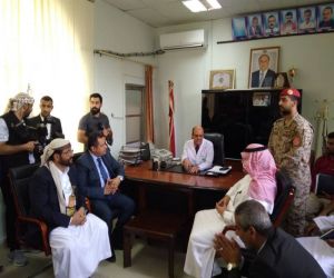 السفير السعودي يزور هيئة مستشفى مأرب وجامعة اقليم سبأ