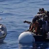 إنقاذ أكثر من 900 مهاجر في البحر المتوسط