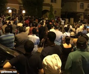 الجماهير تحاصر منزل محمد صلاح في القاهرة... والأمن يتدخل (فيديو)