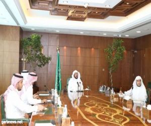 وزير الشؤون الإسلامية يلتقي أمين اللجنة الوطنية لمكافحة المخدرات ورئيس مشروع "نبراس"
