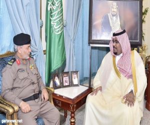 نائب أمير نجران يلتقي مدير شرطة المنطقة