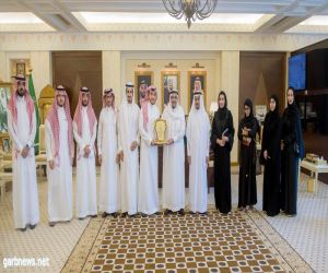 الأمير فيصل بن مشعل يستقبل فريق النخبة السعودي ويشيد بدورهم الاجتماعي