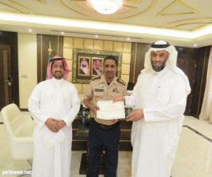 تعليم الرياض يكرم أفرادا من الأمن المدرسي
