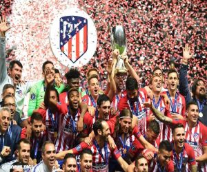 أتلتيكو مدريد يتغلب على ريال مدريد برباعية ويتوج بالسوبر الأوربي
