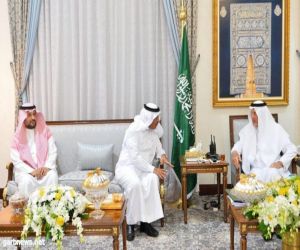 أمير منطقة مكة المكرمة يستقبل رئيس هيئة الرقابة والتحقيق