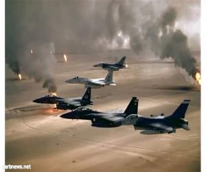 التحالف يقصف مطار صنعاء والقاعدة الجوية بـ7 غارات
