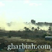 قوات الاحتلال الإسرائيلي تطلق النار والقنابل الدخانية على منازل المواطنين شرق غزة
