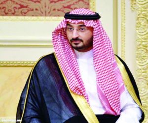 نائب أمير منطقة مكة يقدم تعازيه لذوي شيخ قبيلة الرشدة