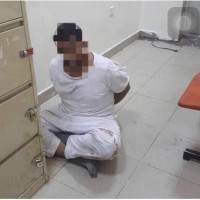 بالفيديو: رجل في حالة غير طبيعية يعتدي على رجل امن في الكويت بطريقة “الكاراتيه”