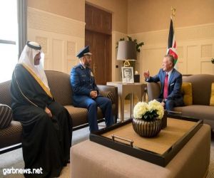 الملك عبدالله الثاني يسلم وسام الاستحقاق لرئيس الأركان السعودي
