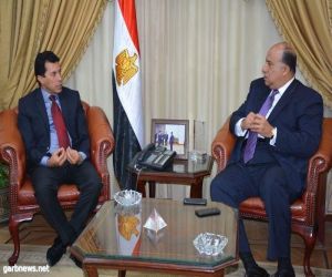 وزير الشباب والرياضة المصري يلتقي رئيس نادي الإتحاد السكندري