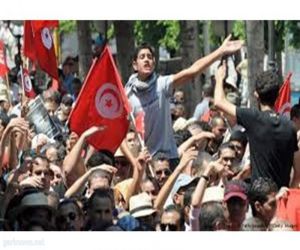 تواصل احتجاجات "السترات البيضاء" في تونس