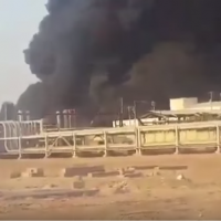 حريق ضخم في مصنع بتروكيماويات في ميناء "الامام" الإيراني