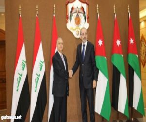 وزير الخارجية الأردني ونظيره العراقي يبحثان العلاقات الثنائية
