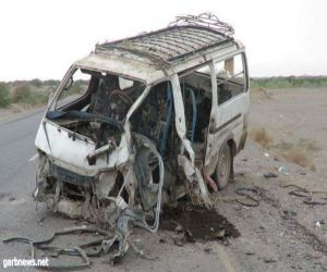 قناصة الحوثي تحول عرساً في حيس إلى مأساة وتصيب اثنين من الضيوف