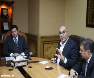 وزير الشباب والرياضة يلتقي رئيس الإتحاد المصري لكرة اليد