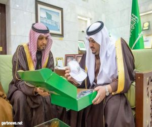 نائب أمير منطقة الرياض يطلع على برنامج الأمير فيصل بن بندر لتطوير السياحة البيئية