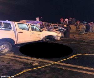 حادث مروري يتسبب في وفاة 5 وإصابة 6 على طريق بيشة خميس مشيط