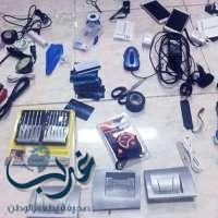 شرطة مكة تكشف حيلة ماكرة لسرقة صرافات بنكية