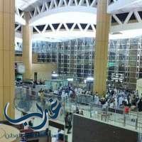 ضبط شاب وفتاة صورا رجال الأمن بمطار الملك خالد