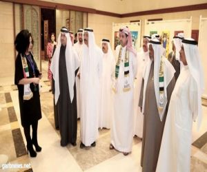 معرض تشكيلي مشترك بين فنانات السعودية والإمارات