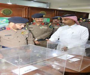 مدير الدفاع المدني بمنطقة مكة يفتتح معرض الوقاية من المخدرات