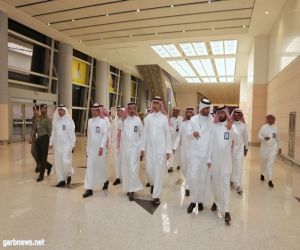 وكيل إمارة مكة يبحث الخطط التشغيلية واستعدادات استقبال المعتمرين