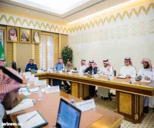 الأمير فيصل بن مشعل يرأس اجتماع اللجنة العليا لمتابعة أعمال مكافحة سوسة النخيل الحمراء بمنطقة القصيم
