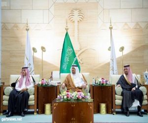 نائب أمير الرياض يكرم الفائزين في مهرجان الملك عبدالعزيز للإبل في نسخته الثالثة