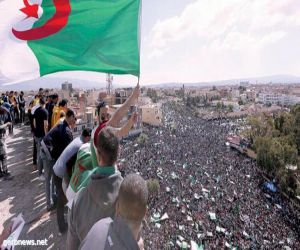 حراك الجزائر يستمر للجمعة العاشرة.. هذه مطالبه