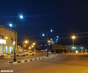 بلدية قرية العليا: تركيب 70 عمود إنارة وفوانيس جمالية في الشوارع والأحياء